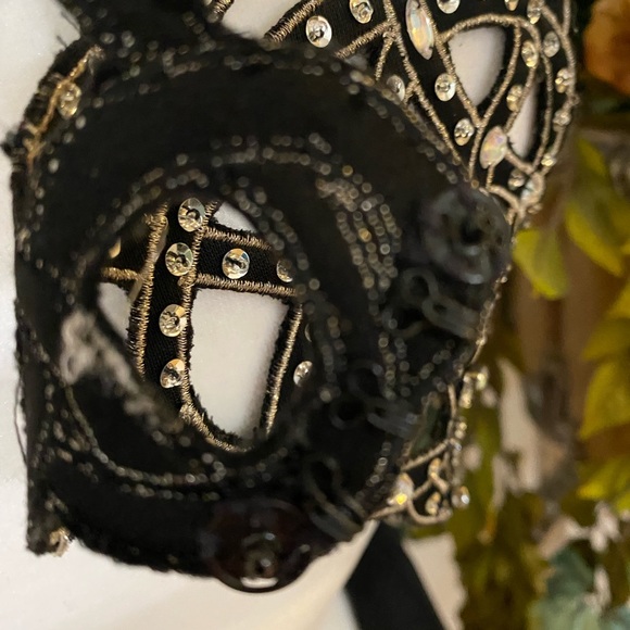 Betsy&Adam Elegant Formal Fit & Flare Mini Dress with Rhinestones – size 14 - Picture 9 of 12